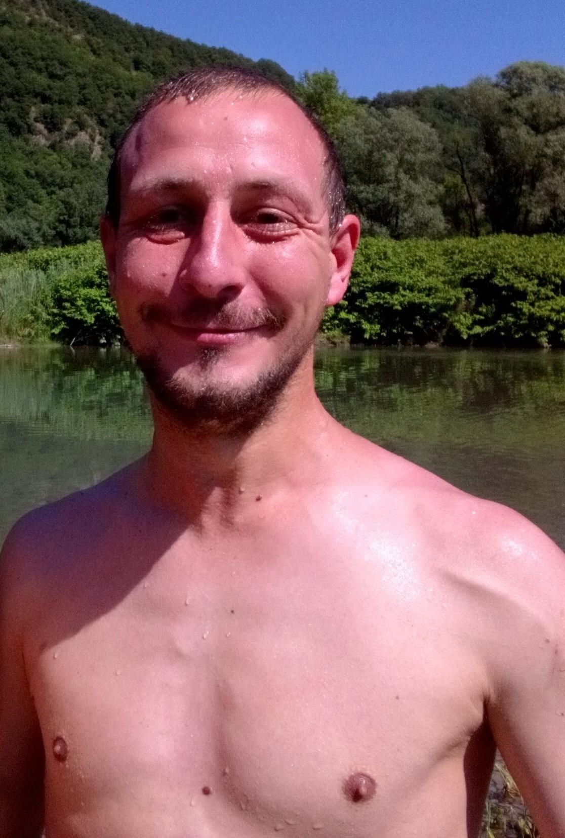 Farhat - Saint-Hippolyte - Doubs | Rencontre